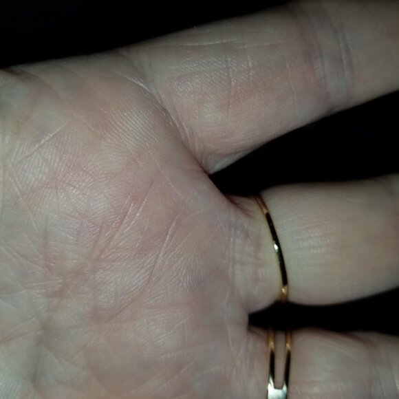 Neiman Marcus 14K Gold Plated Minimalist Stack Heart Ring - Picture 5 of 6